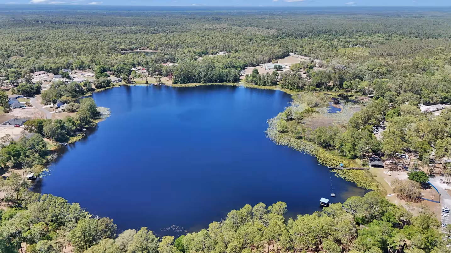 Lake Waldena RV Resort in Silver Springs FL